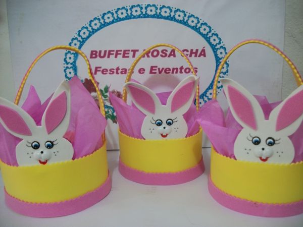 Cestinhas com Ovos de Chocolate