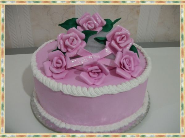 Bolo de aniversário Topo de Rosas