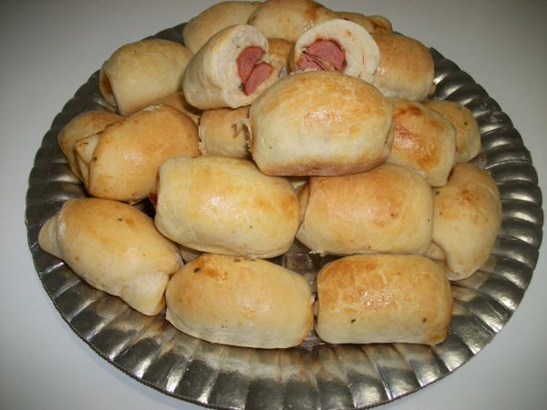 Mini Pãezinhos de Salsicha