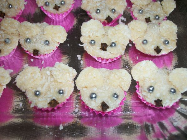 Mimos de doce de leite com cocô